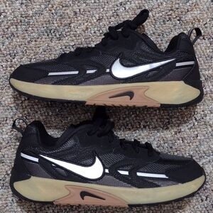 Nike Jam Black Brown Gum Womens Size 9